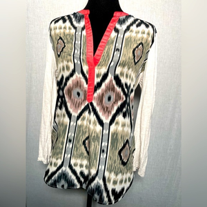 TINY Anthropologie Womens Top- Small‎